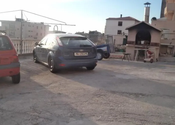 And With Parking Space - 13979 3* Makarska